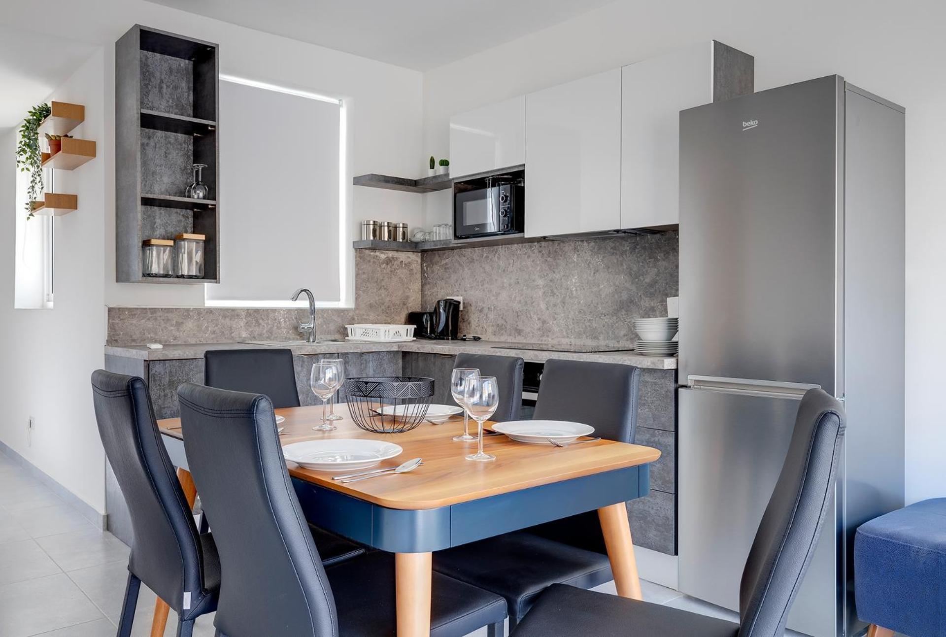 Stunning 2Br Holiday Penthouse In Central 斯利马 外观 照片